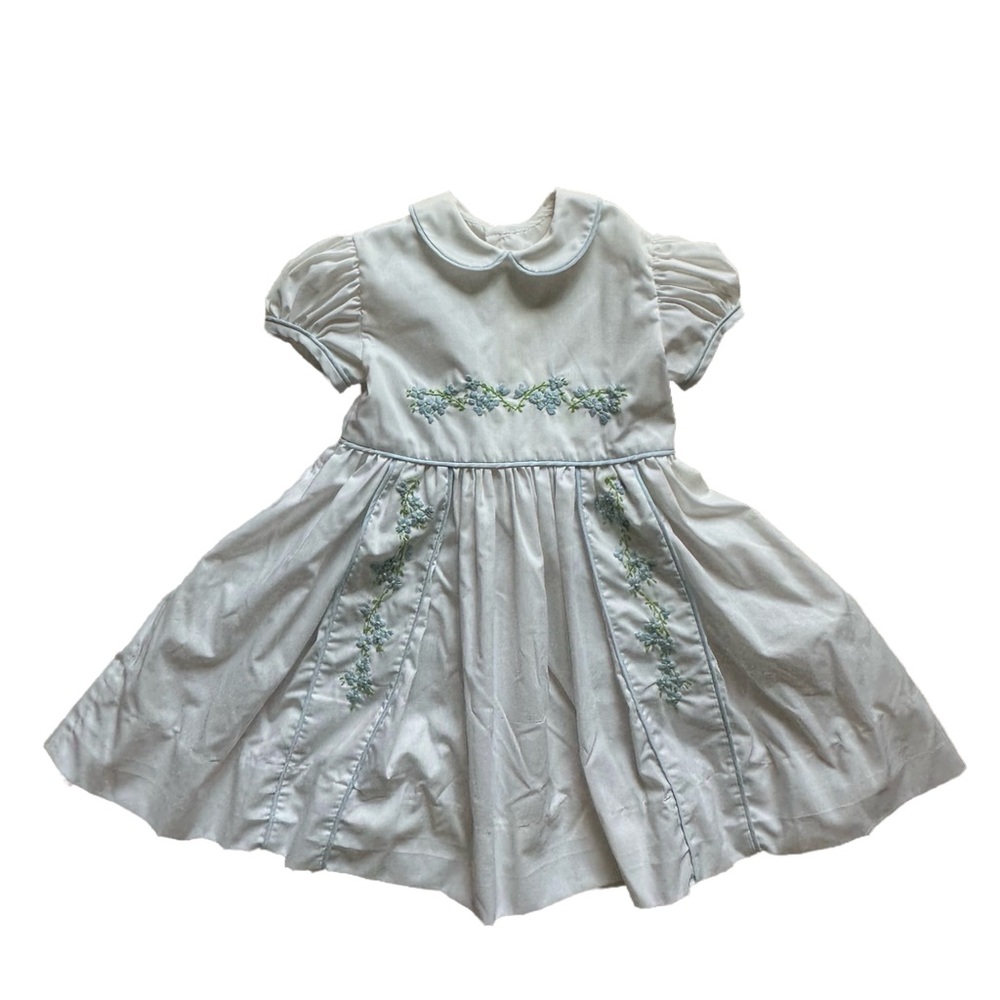 Vintage White A-Line Dress with Puff Sleeves and Peter Pan Collar